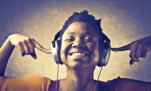 什么叫“music to ears”?关于音乐的趣味俚语表达（4）